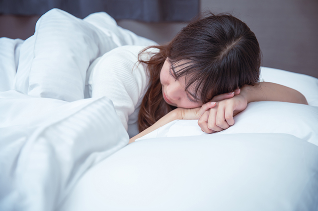 子供が朝起きられなくて不登校に？その原因と対策について解説