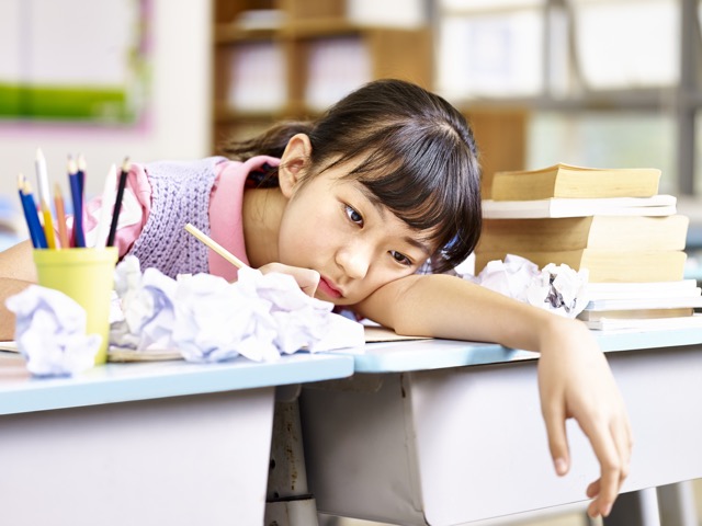 不登校の中学生、家で何をすれば良い？おすすめのリラックス法や勉強法についてご紹介